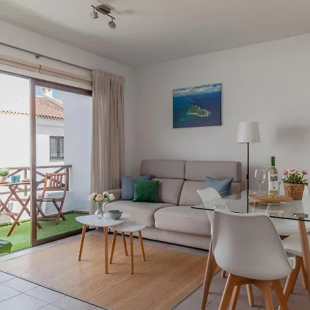 Apartment Blue Waters With Heated Pool
