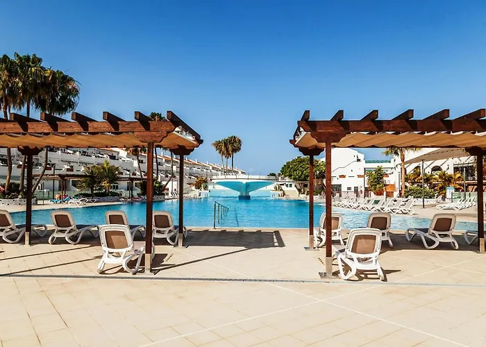 Blue Waters With Heated Pool Costa del Silencio